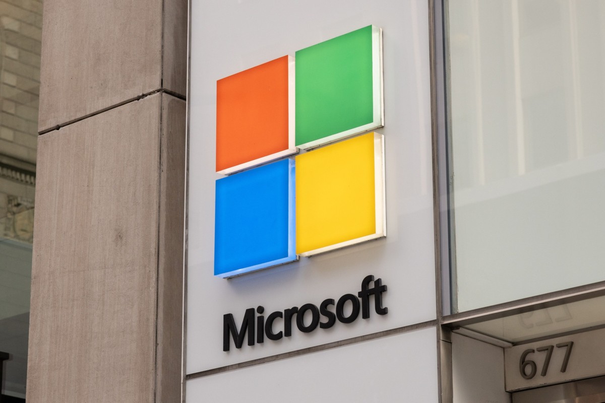 Microsoft anuncia chip quântico e projeta computador para 2029